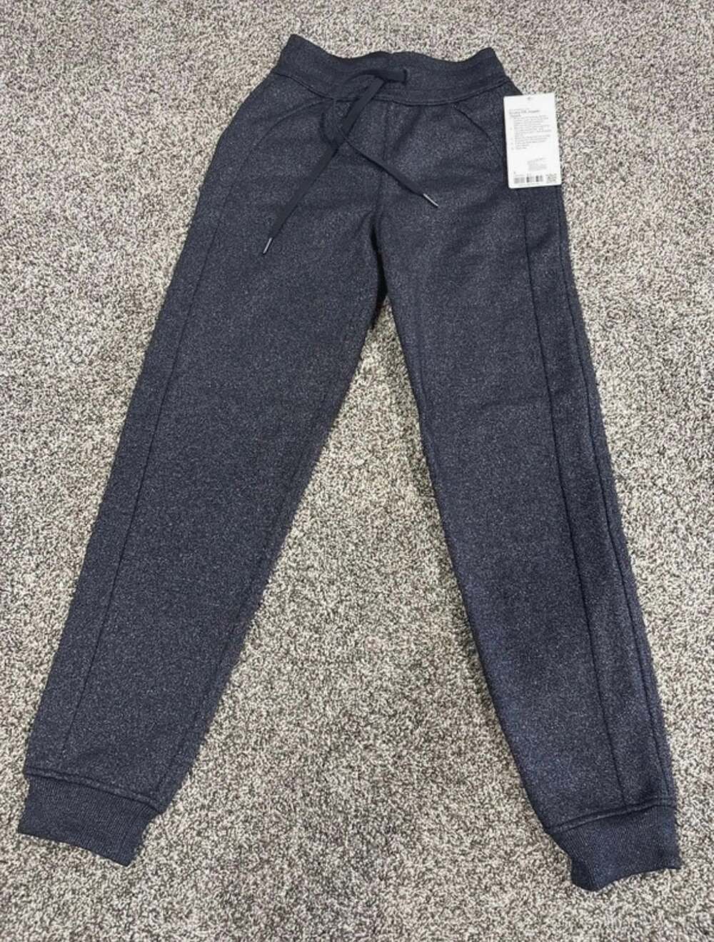 Lululemon Scuba HR Jogger Spark Size 2 Black